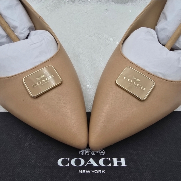 Coach Jillian Low Heel Classic Slingback Neutral Closed Toe Women's Sz 9 - Picture 9 of 12